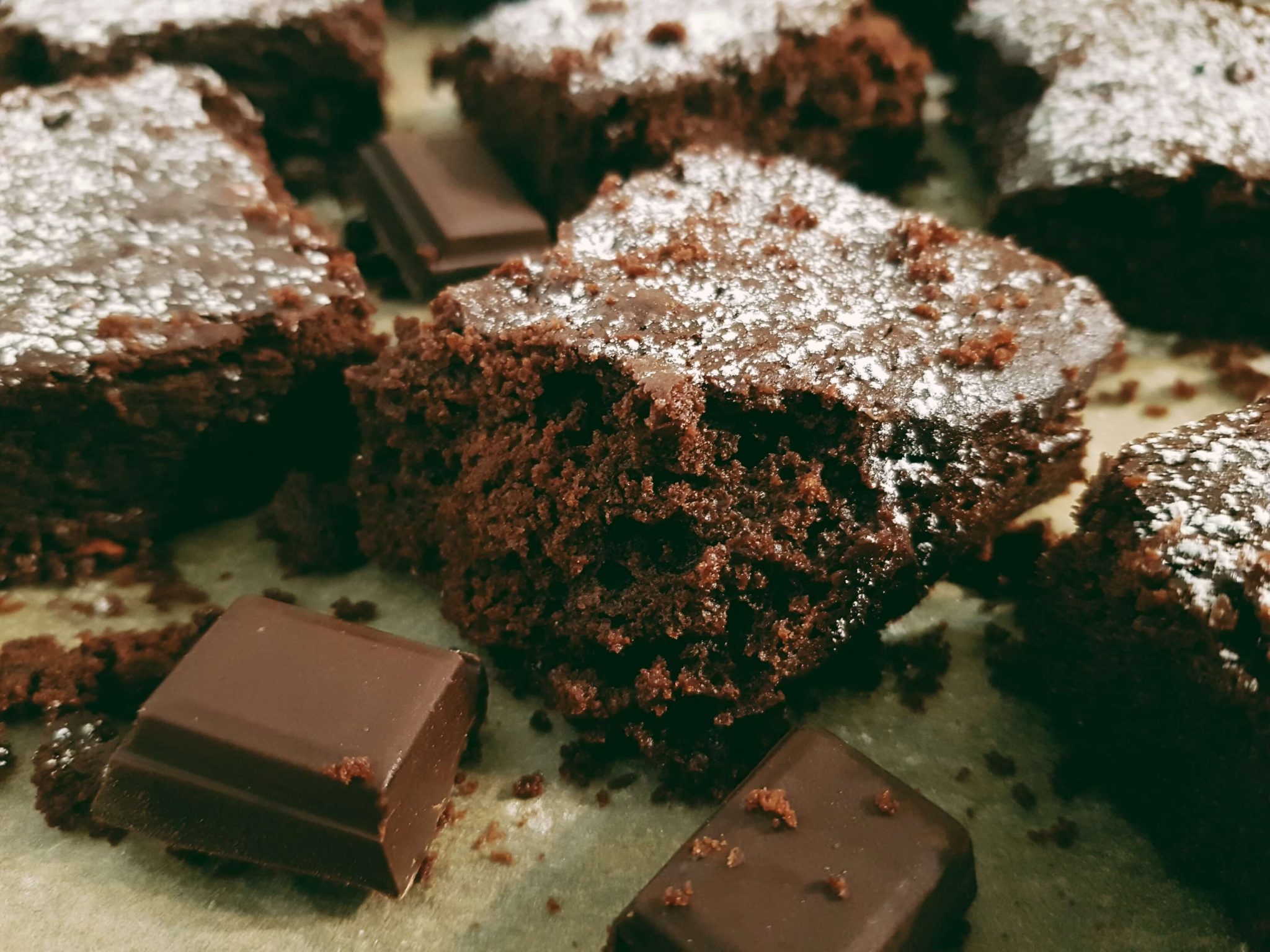 Brownie vegan cu multa ciocolata