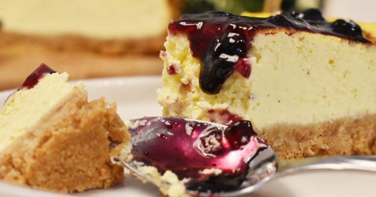 Cheesecake cu mascarpone si smantana dolofana