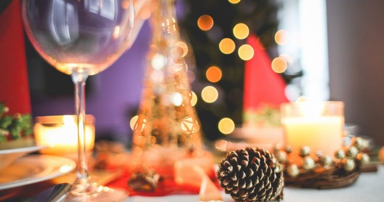 Idei pentru decorarea mesei de Craciun