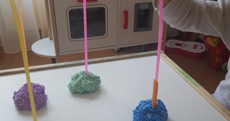 Activitati pentru dezvoltarea motricitatii fine