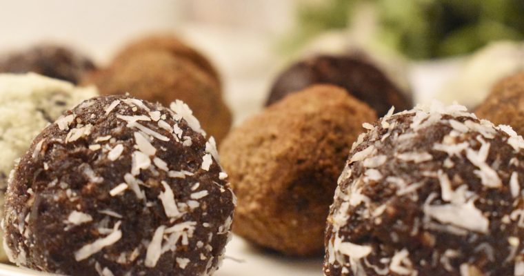 Bomboane vegane cu unt de migdale si cacao