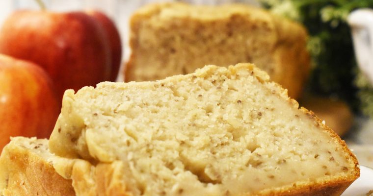 Chec vegan cu piure de mere si chia