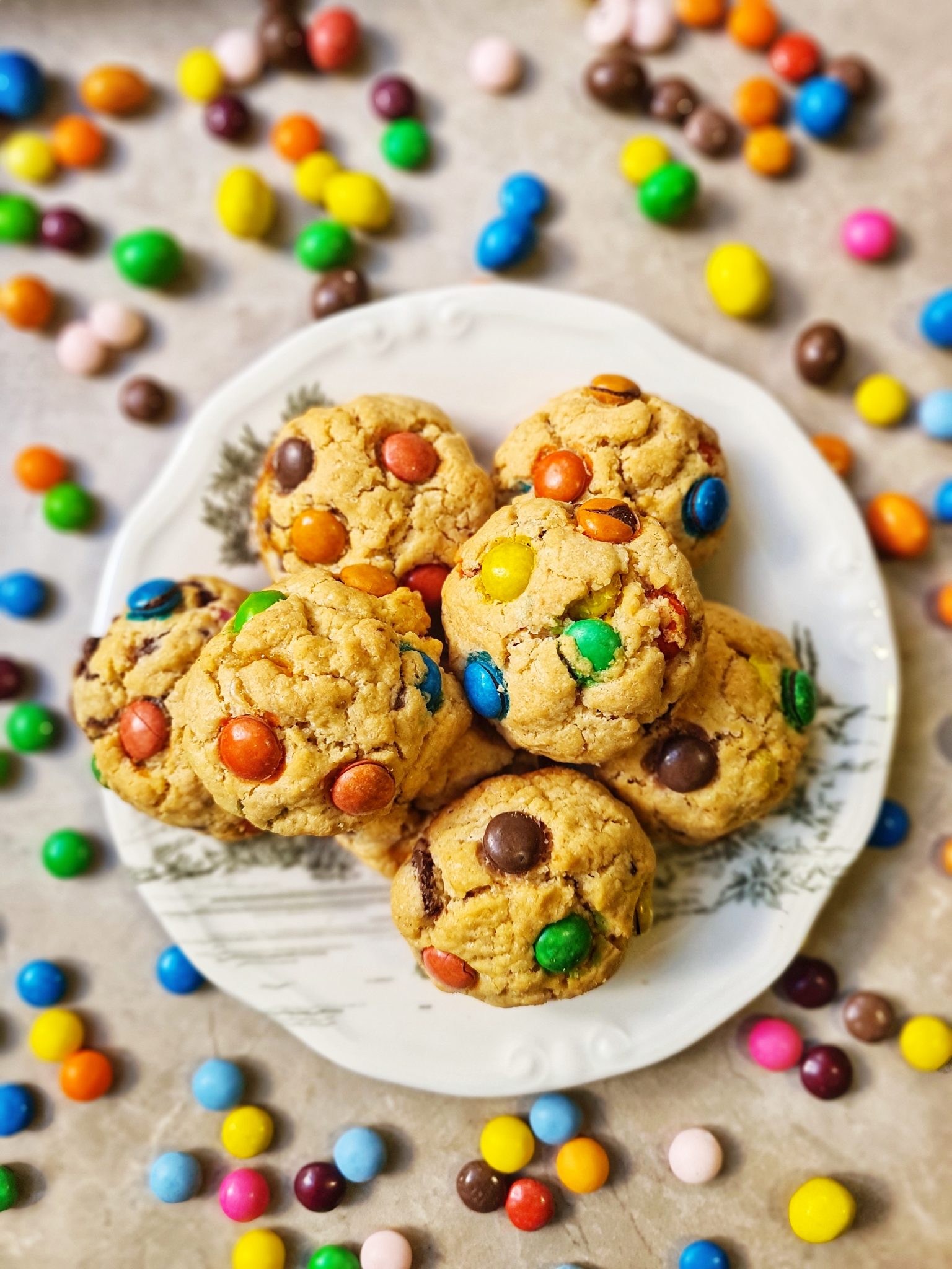 Cookies cu bomboane M&M
