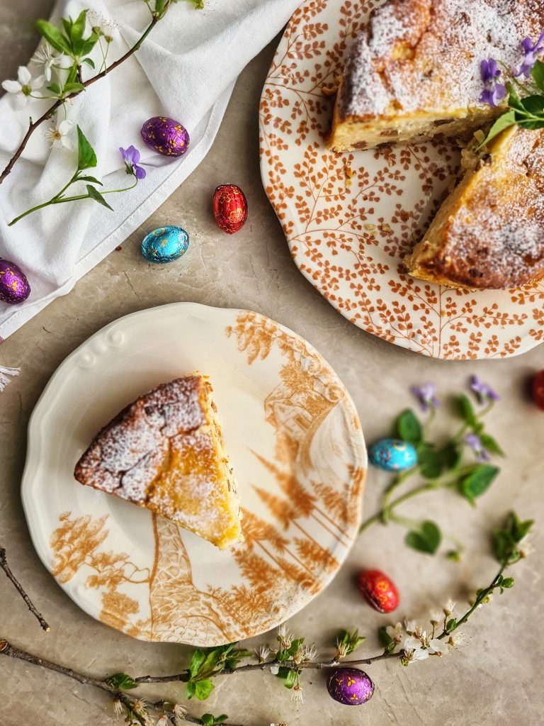 Pasca fara aluat cu branza dulce, ricotta si stafide