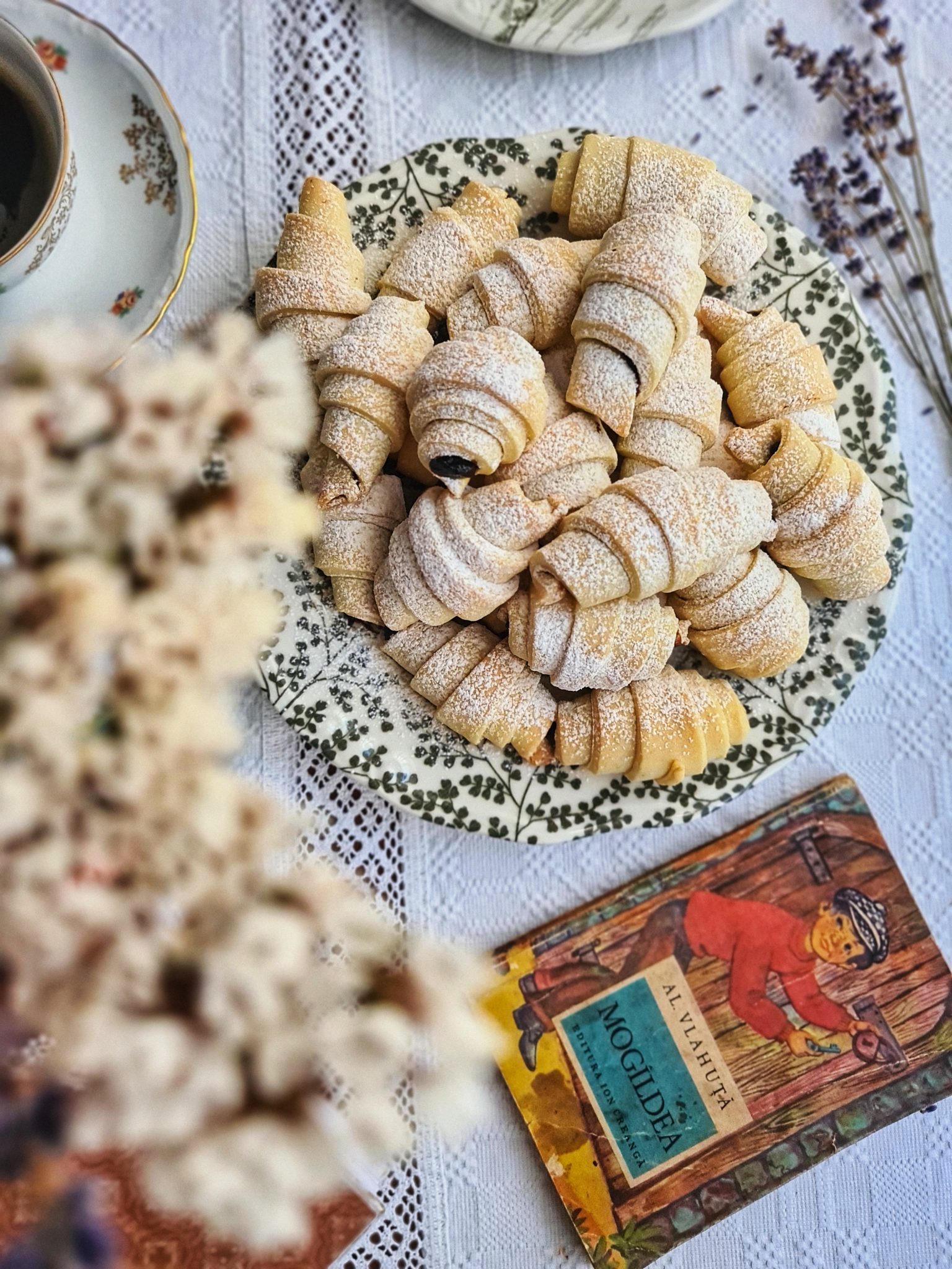 Cornulete cu magiun de prune
